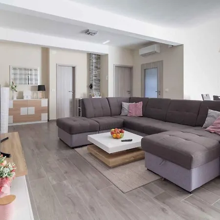 Prázdninový dům Holiday In Privlaka - Zadar Riviera 41330 Privlaka (Zadar)