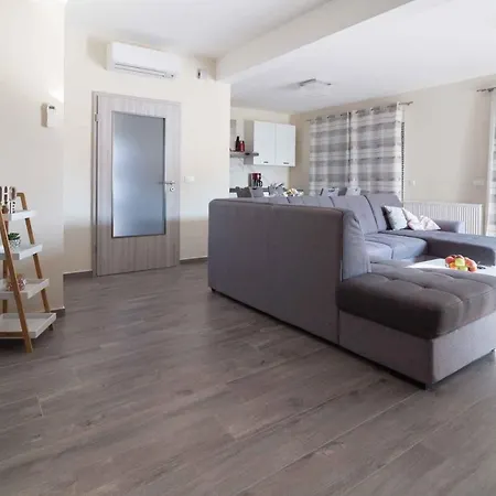Prázdninový dům Holiday In Privlaka - Zadar Riviera 41330 Privlaka (Zadar)