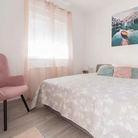 Holiday In Privlaka - Zadar Riviera 41330 Privlaka (Zadar)